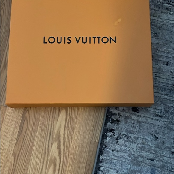 LV & GUCCI boxes - Picture 5 of 5